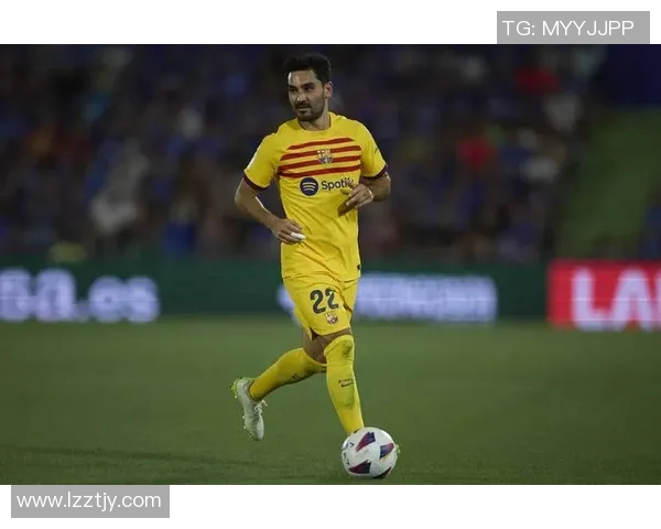 京多安领衔新赛季展望球场上的战术大师与球队的灵魂人物 京多安领衔新赛季展望球场上的战术大师与球队的灵魂人物