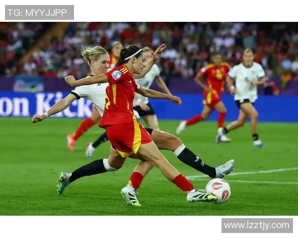 2017年德国女足与意大利女足激战回顾与精彩瞬间分析 2017年德国女足与意大利女足激战回顾与精彩瞬间分析