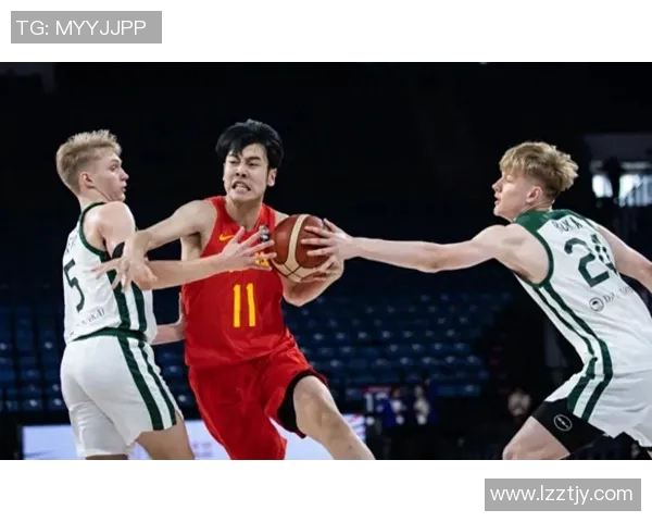 中国男篮男队迎战立陶宛期待精彩对决与历史交锋的较量 中国男篮男队迎战立陶宛期待精彩对决与历史交锋的较量