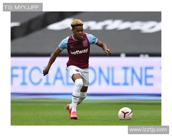 布里前锋与墨尔本城激战正酣谁能在这场对决中笑到最后