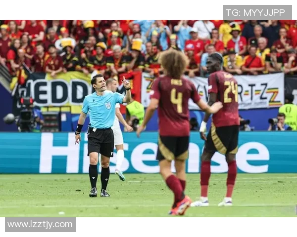 比利时足球对阵日本队的精彩较量与战术分析