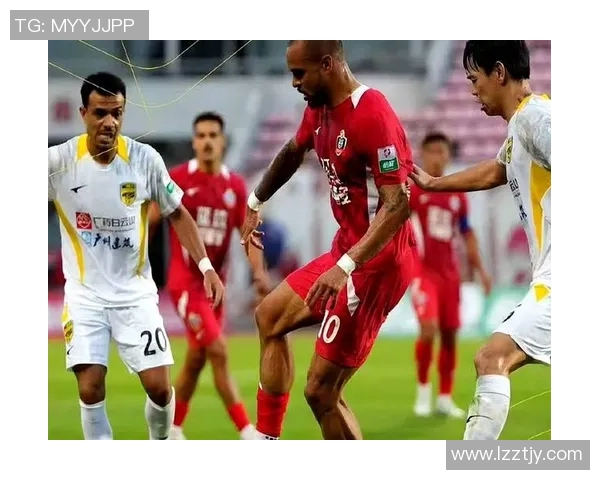 河南建业迎战丽江飞虎争夺中甲联赛关键三分之战