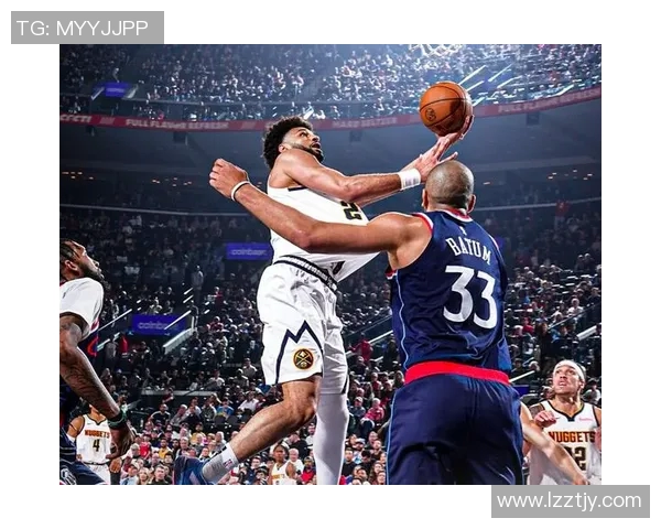 11月1日快船与勇士激战在即球迷期待精彩对决与巅峰对抗 11月1日快船与勇士激战在即球迷期待精彩对决与巅峰对抗