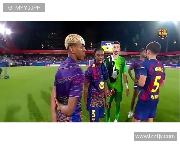 巴萨在甘伯杯中展现实力新赛季前的精彩对决与期待