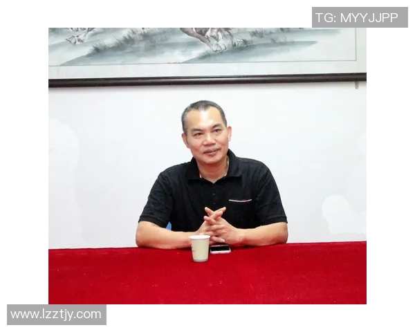 深度对话：杨军如何在网球世界中追寻梦想与成长的故事